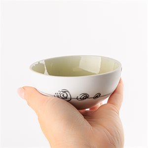 Petit bol rond en porcelaine avec intérieur vert