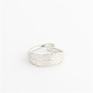 Silver white willow leaf ring