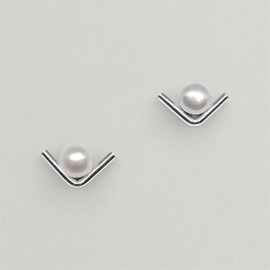 Boucles d’oreilles Mini Guillemet et perles – perle blanche