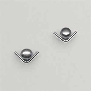 Boucles d’oreilles Mini Guillemet et perles – perle noire