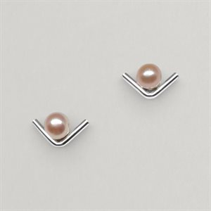 Boucles d’oreilles Mini Guillemet et perles – perle rose