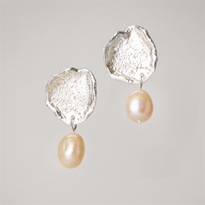Boucle d'oreille Mini Fauve en argent plaqué or avec perles roses