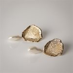 Fauve earring in gold-plated silver with white pearls