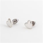 Silver earring, heart model on studs 