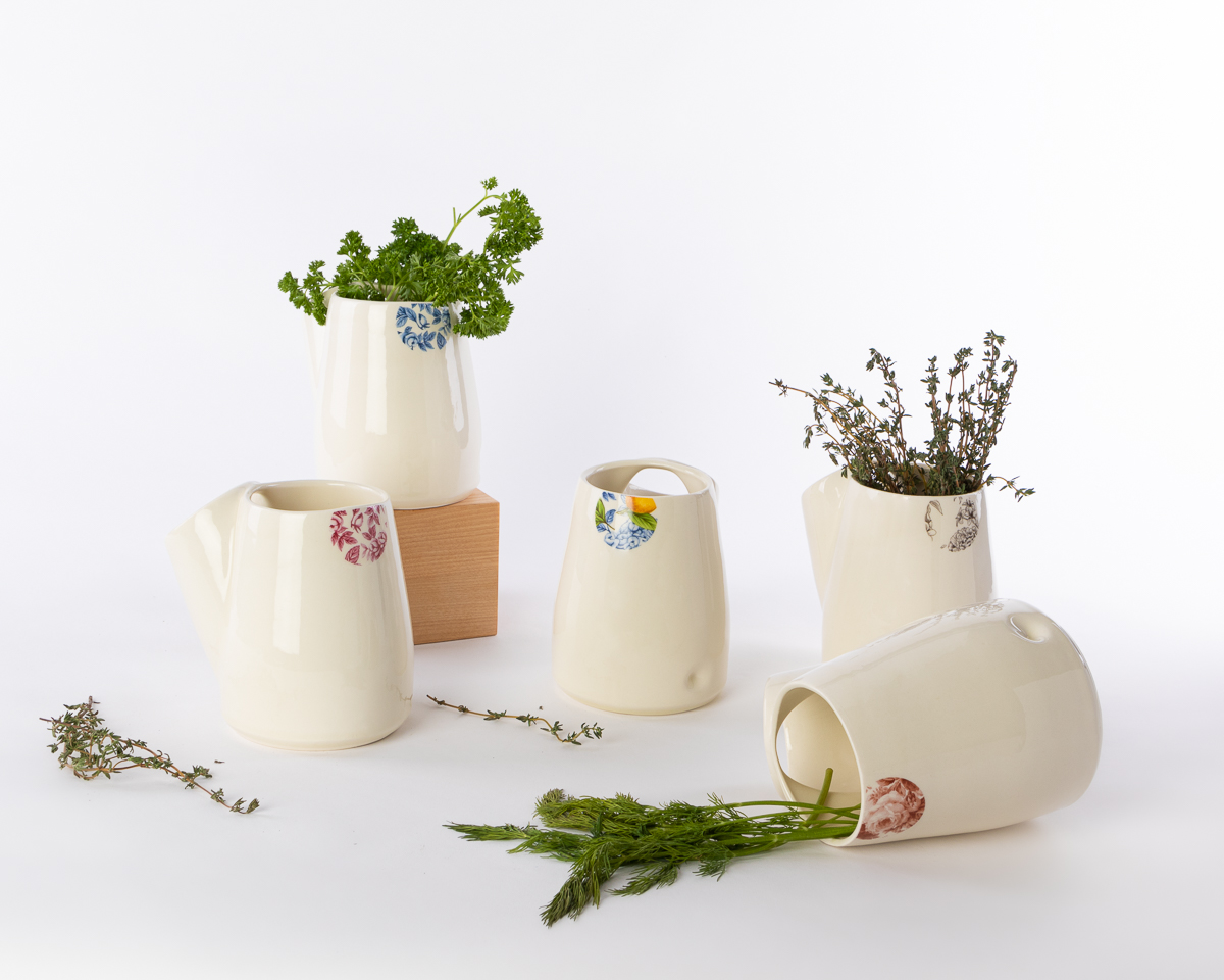 Vu des 5 modèles de pot à fines herbes disponibles dans la collection Glitch